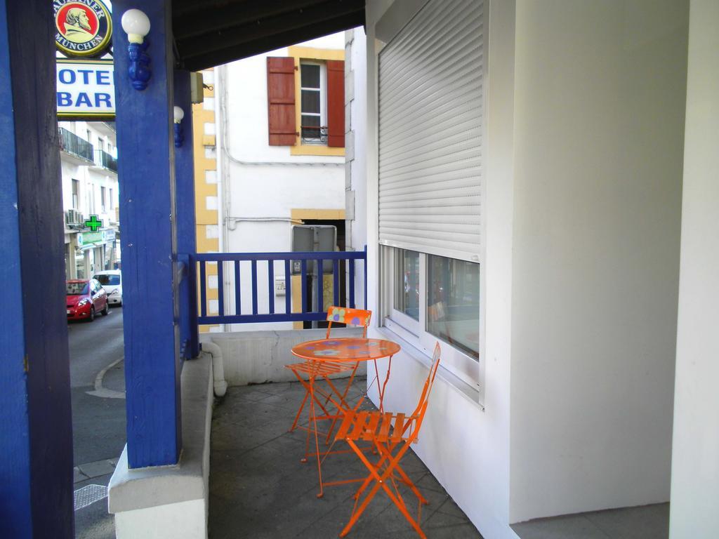 Annexe Hotel De La Gare อองดาเย ภายนอก รูปภาพ